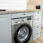 Urban & Cozy Escape - 1br Flat Near Grand Mall By Flat Mаnager فارنا